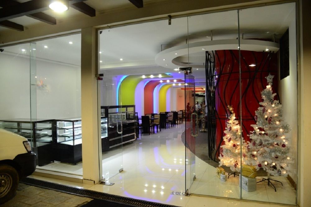 Oak Ray City Hotel Kandy Zewnętrze zdjęcie