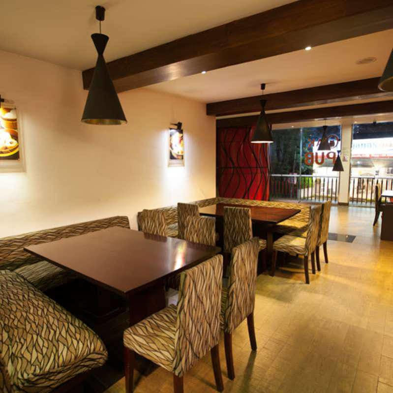 Oak Ray City Hotel Kandy Zewnętrze zdjęcie