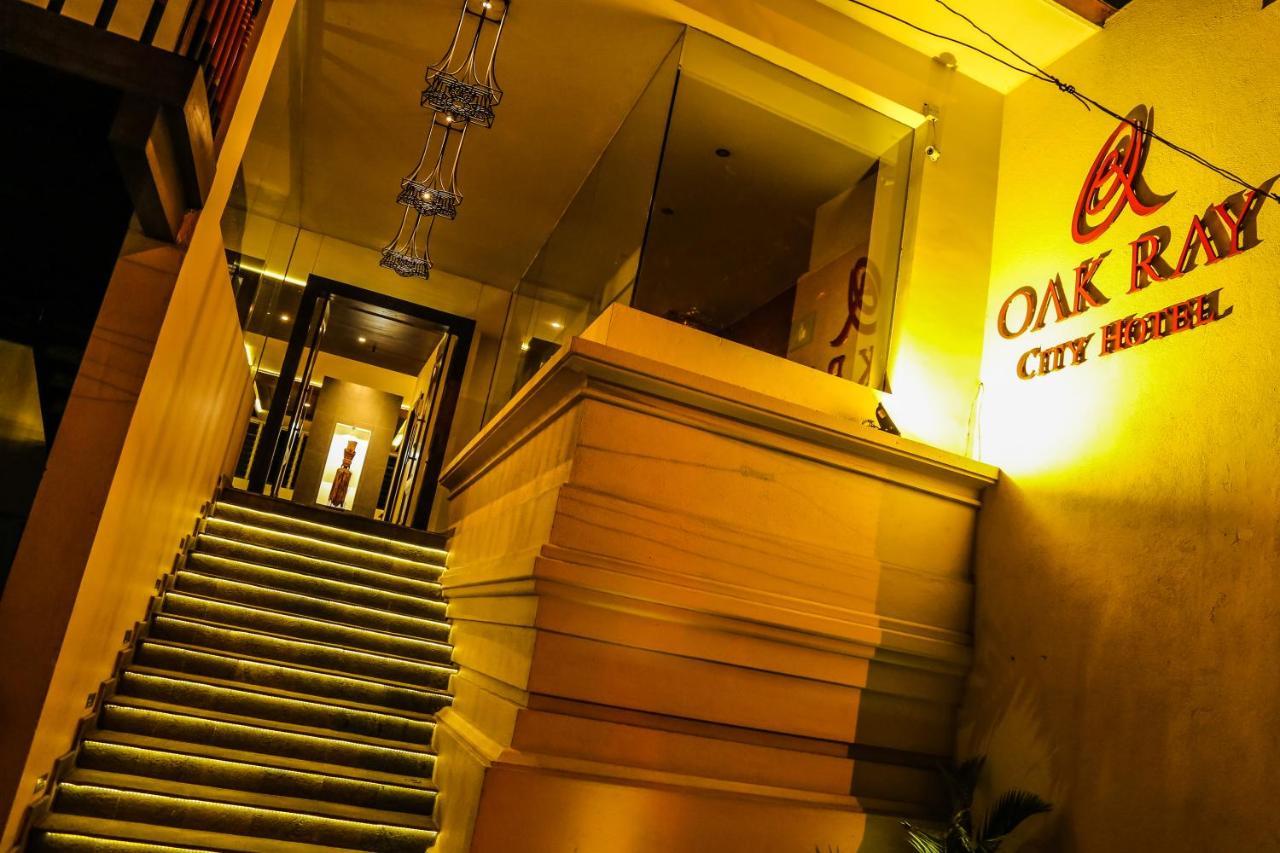 Oak Ray City Hotel Kandy Zewnętrze zdjęcie
