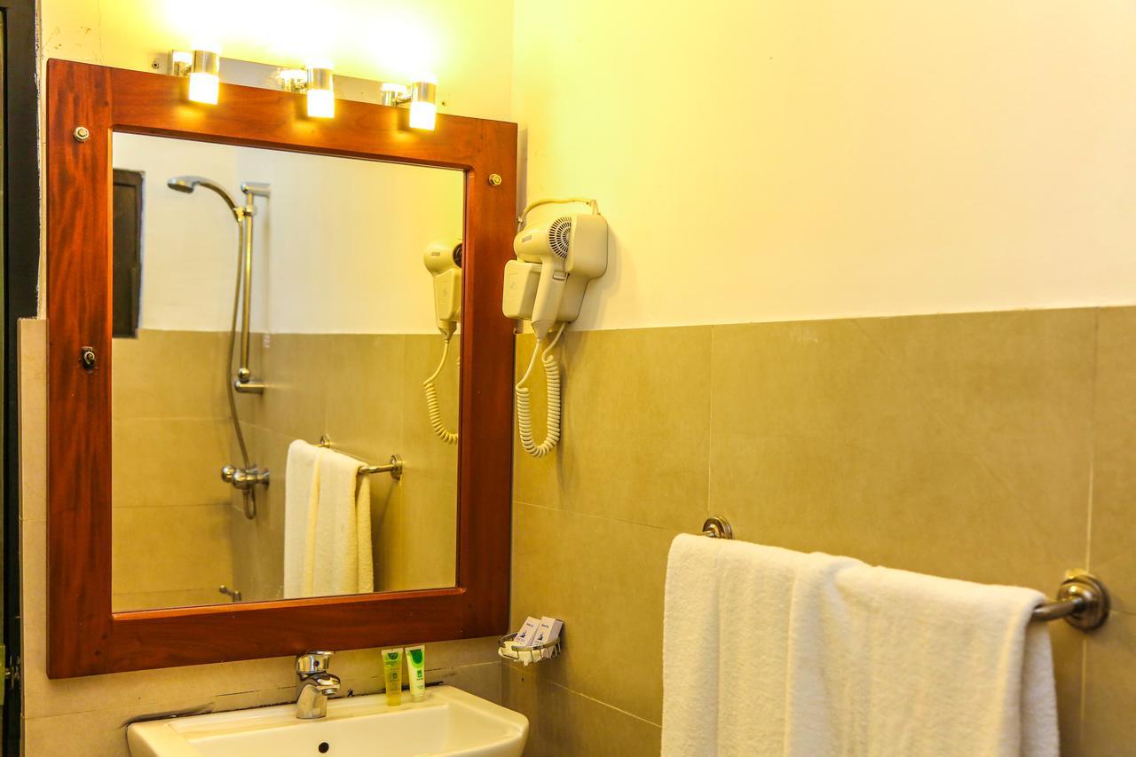 Oak Ray City Hotel Kandy Zewnętrze zdjęcie