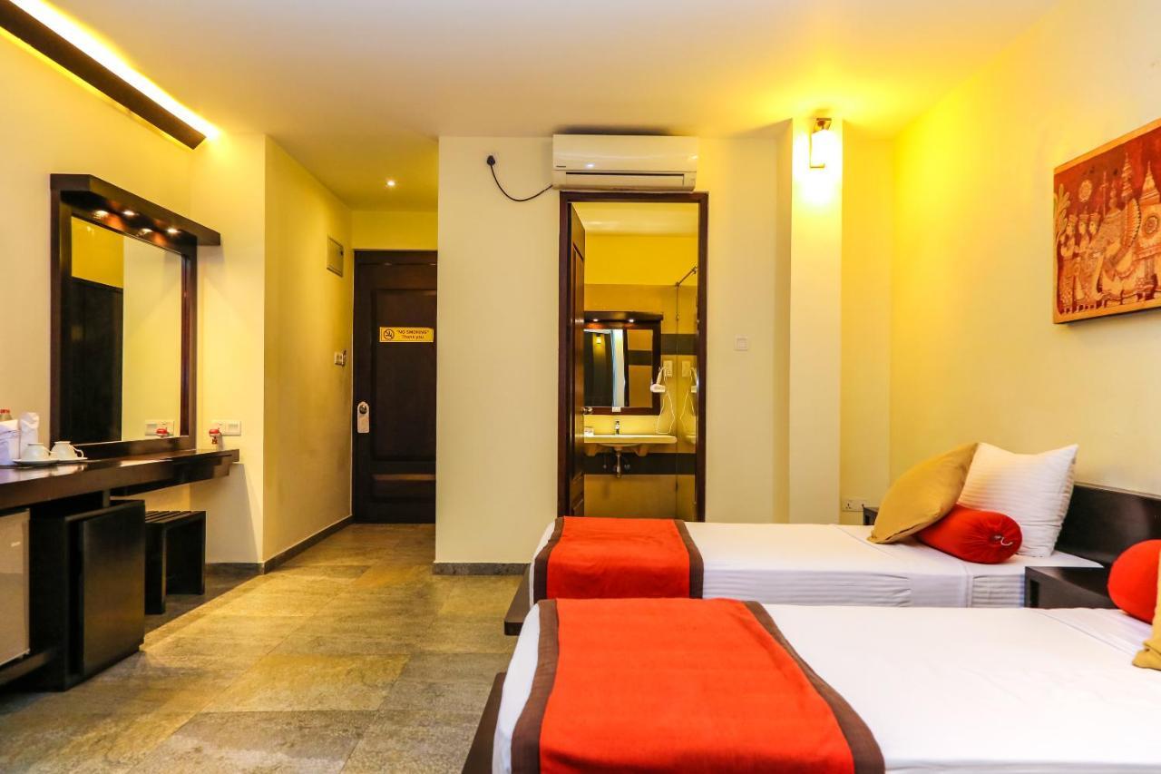 Oak Ray City Hotel Kandy Zewnętrze zdjęcie